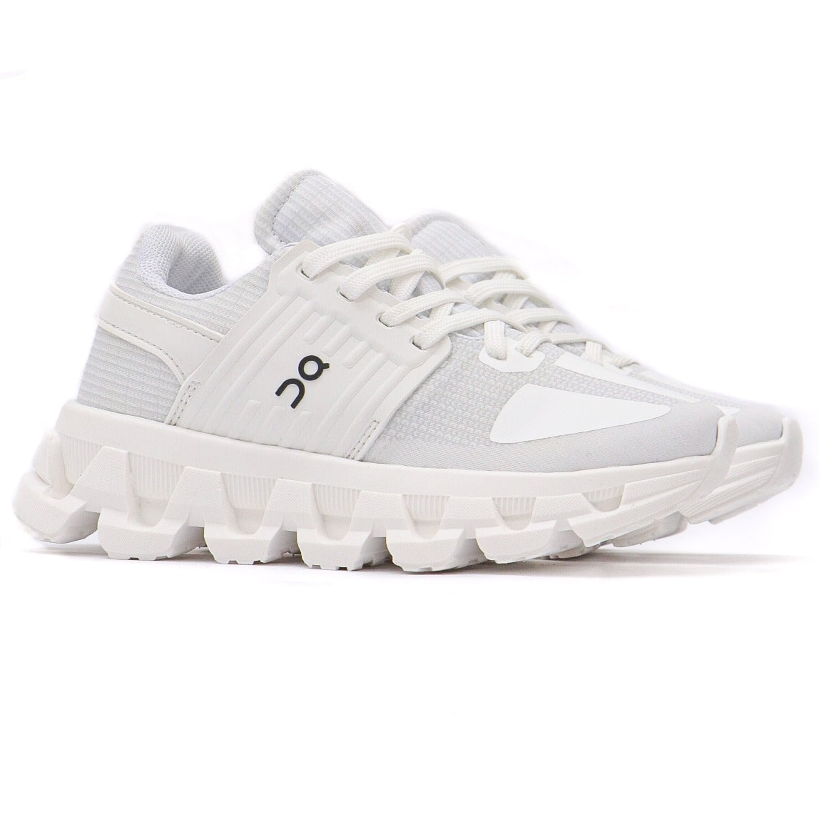 NUEVOS TENIS ON URBAN