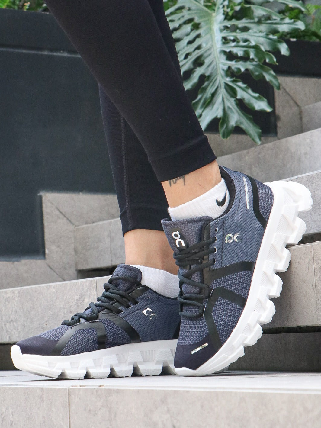 NUEVOS TENIS ON URBAN